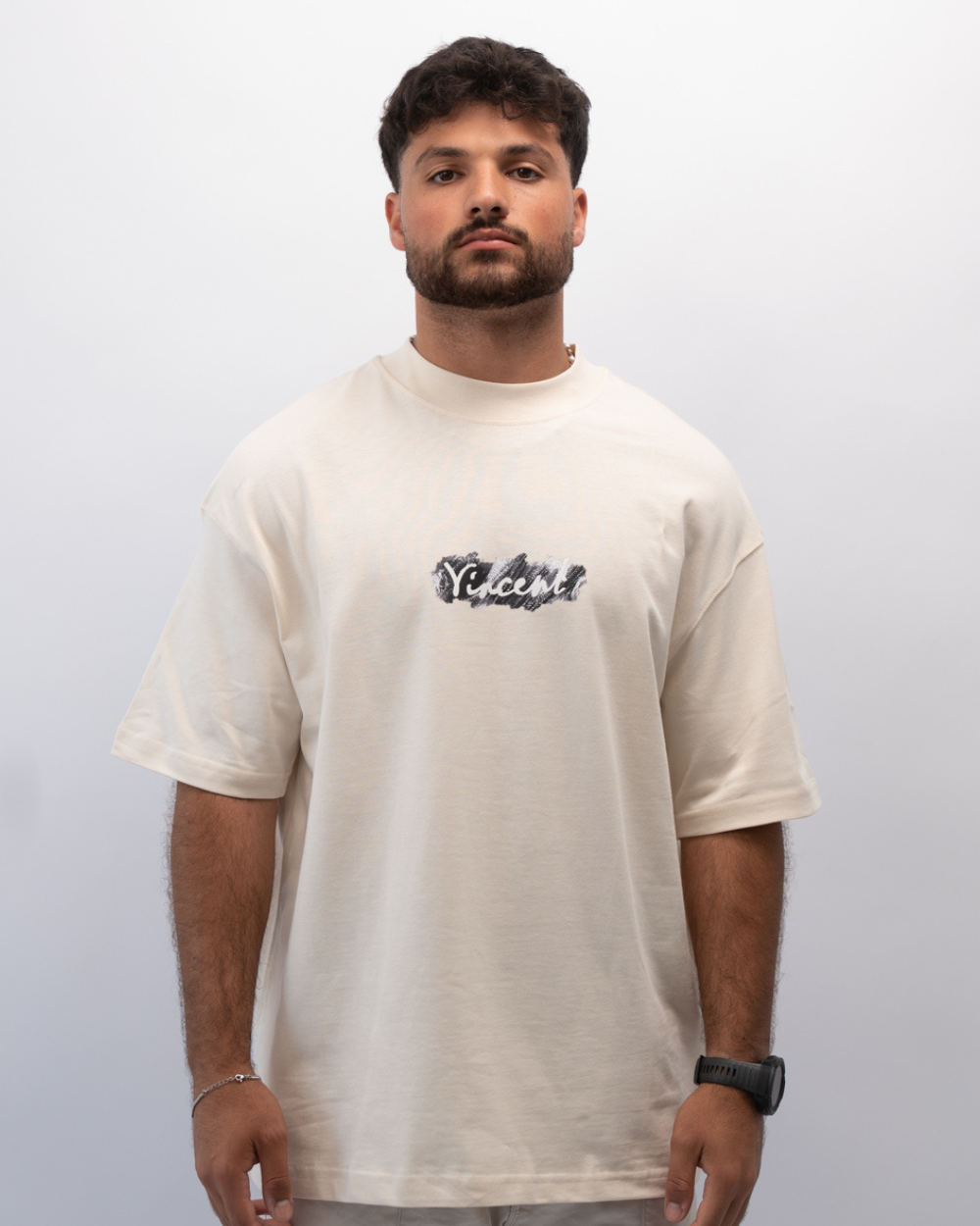 חולצה אוברסייז קצרה