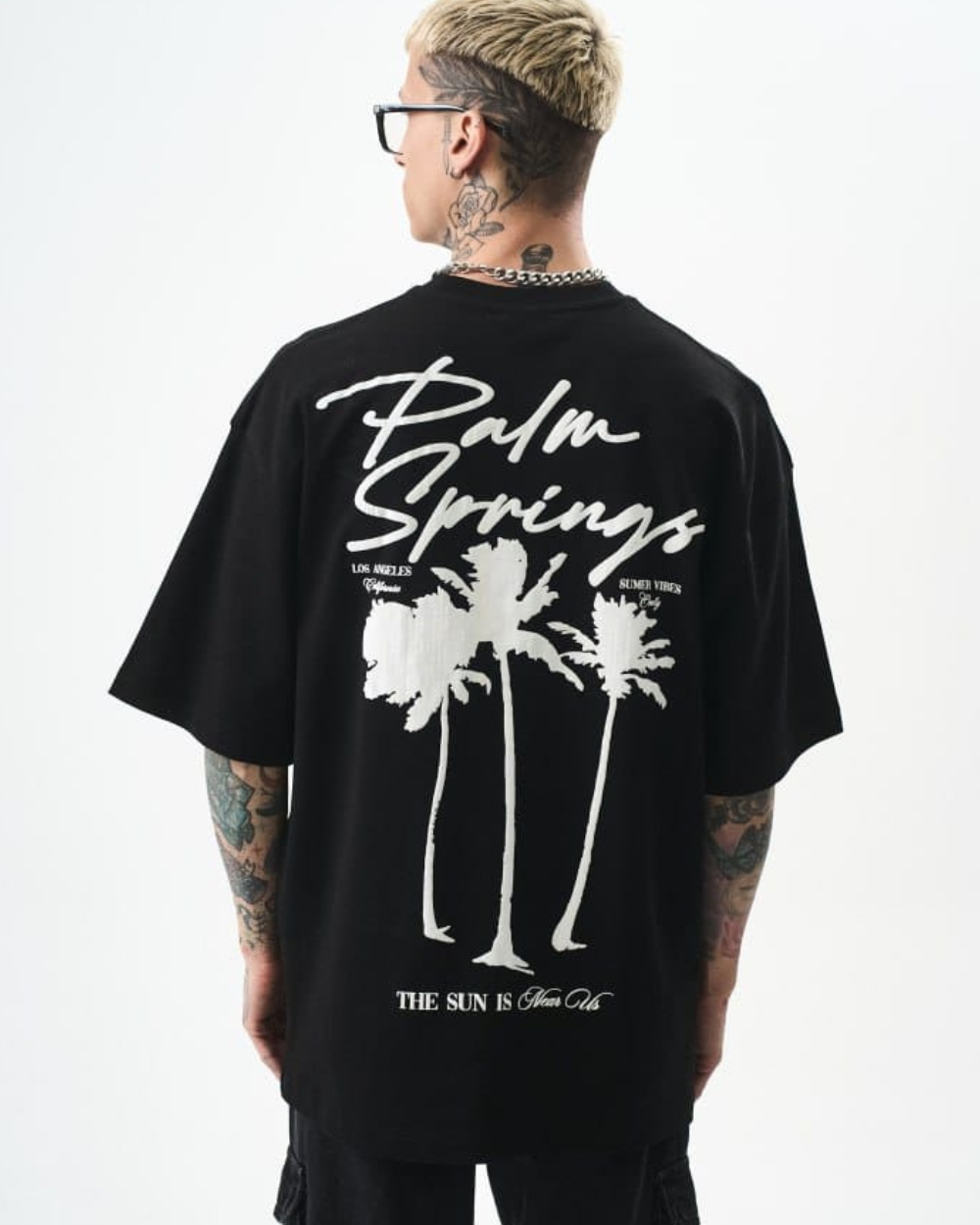 חולצות אוברסייז גבר