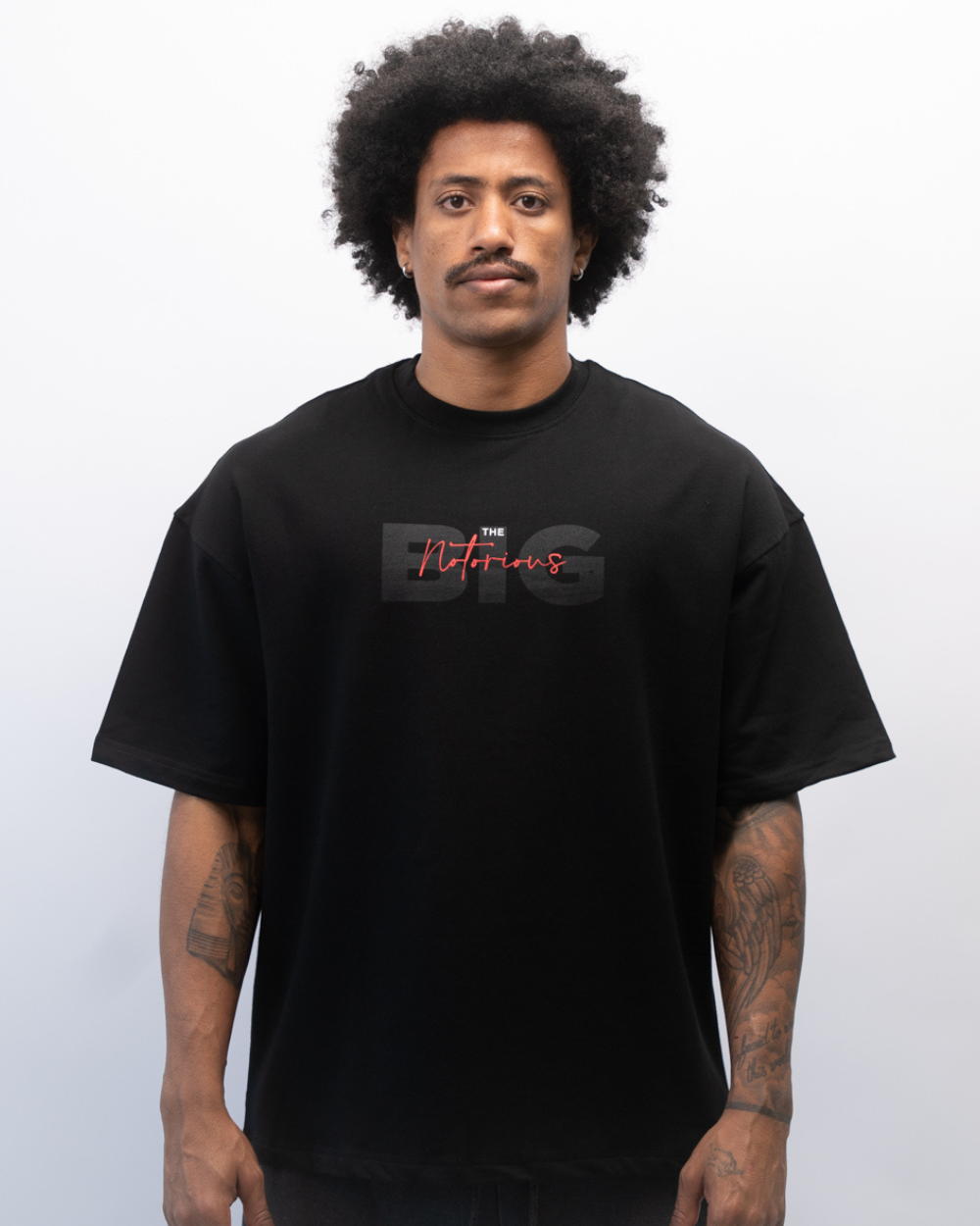 חולצה אוברסייז צבע שחור S25 mainstream