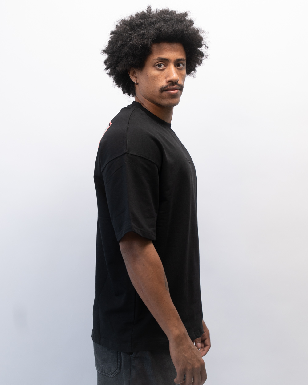 אוברסייז טי שרט 