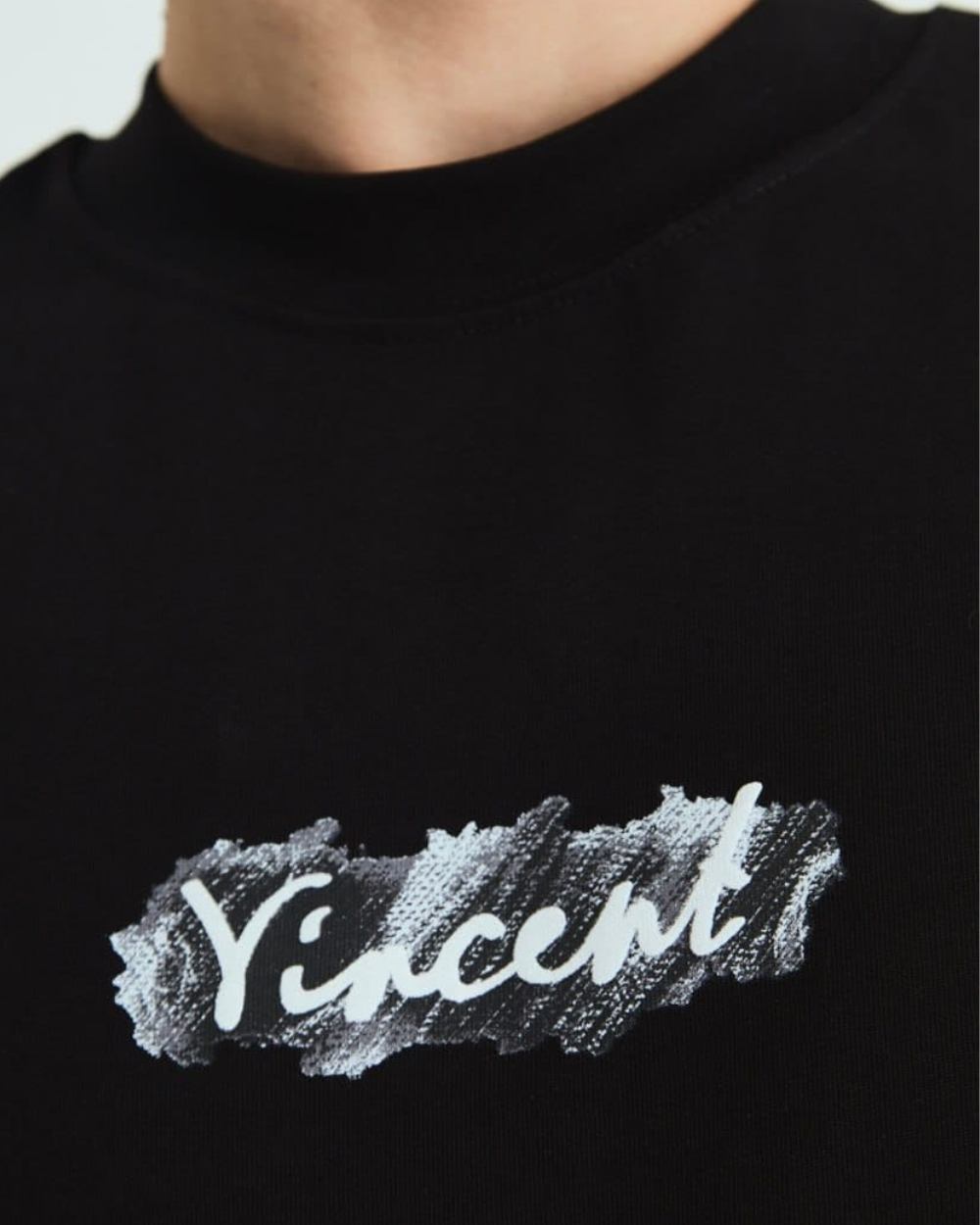 חולצת טישרט שחורה אוברסייז