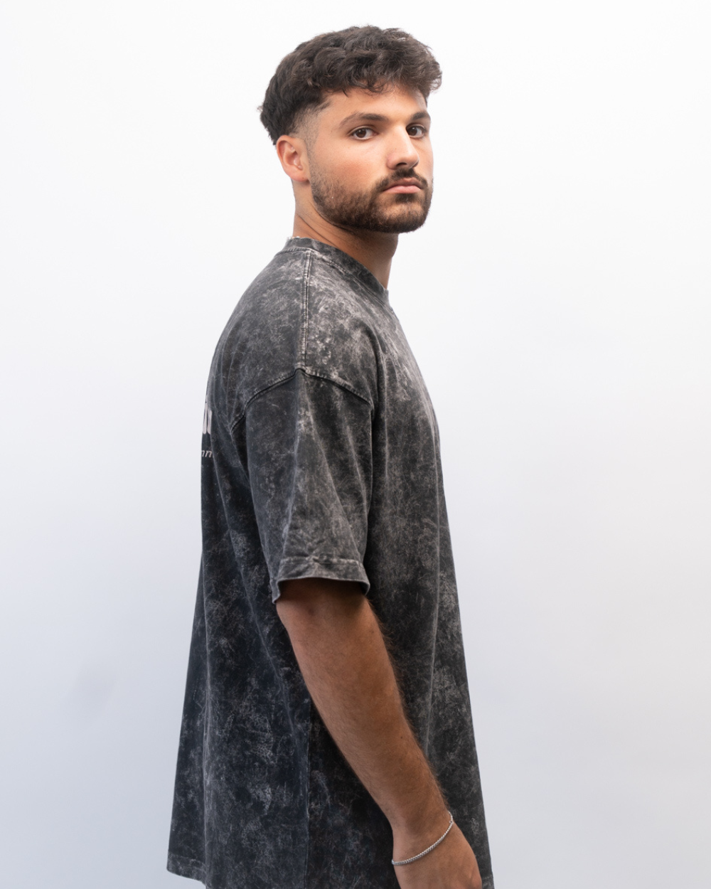 candid אוברסייז