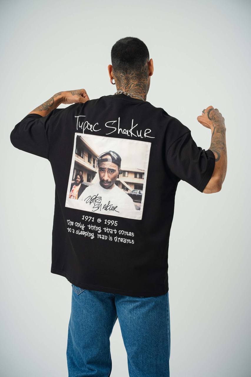 2PAC // Signature Tribute Oversize Tee