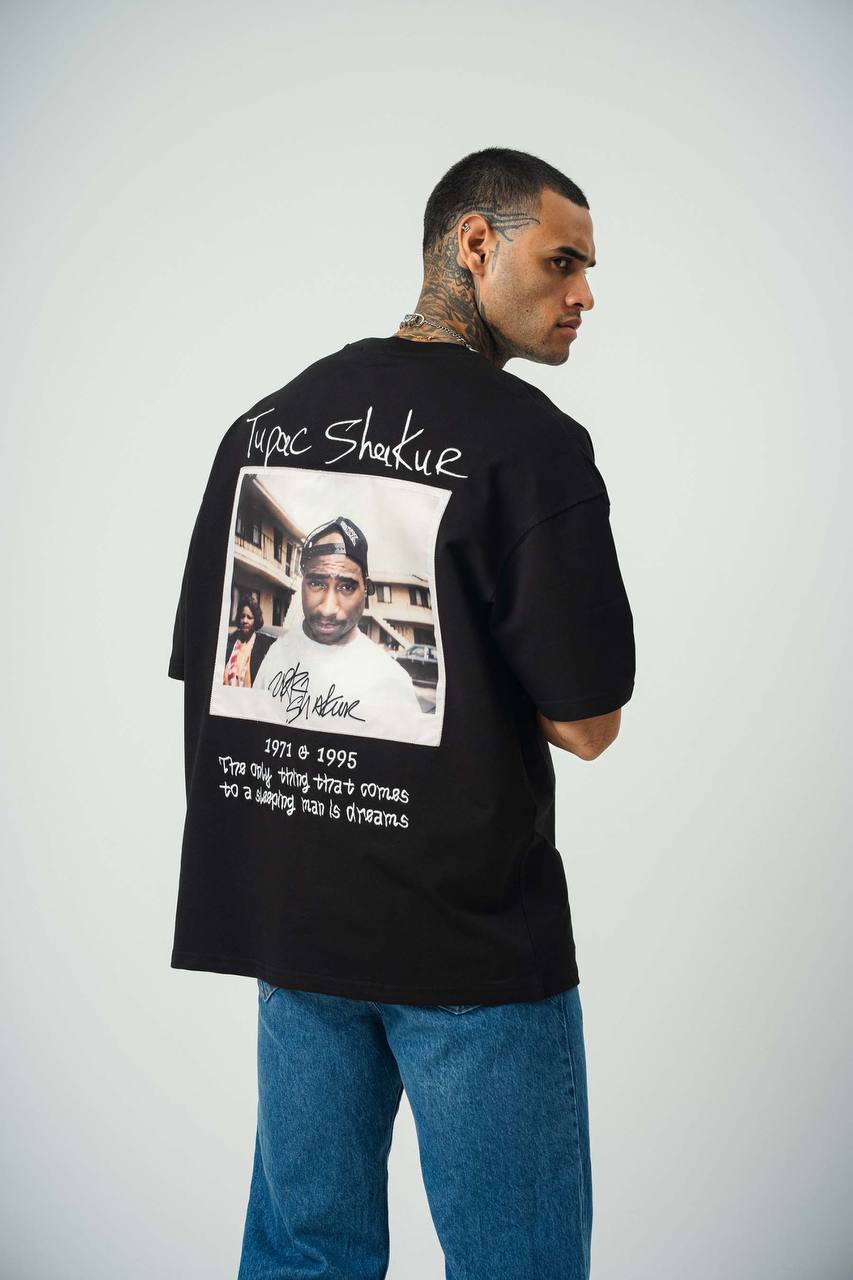 2PAC // Signature Tribute Oversize Tee