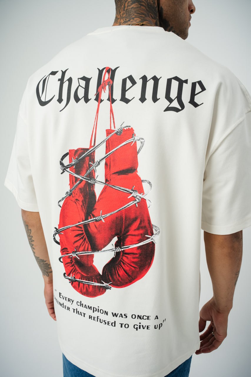 THE CHAMPION // Boxing Gloves Oversize Tee