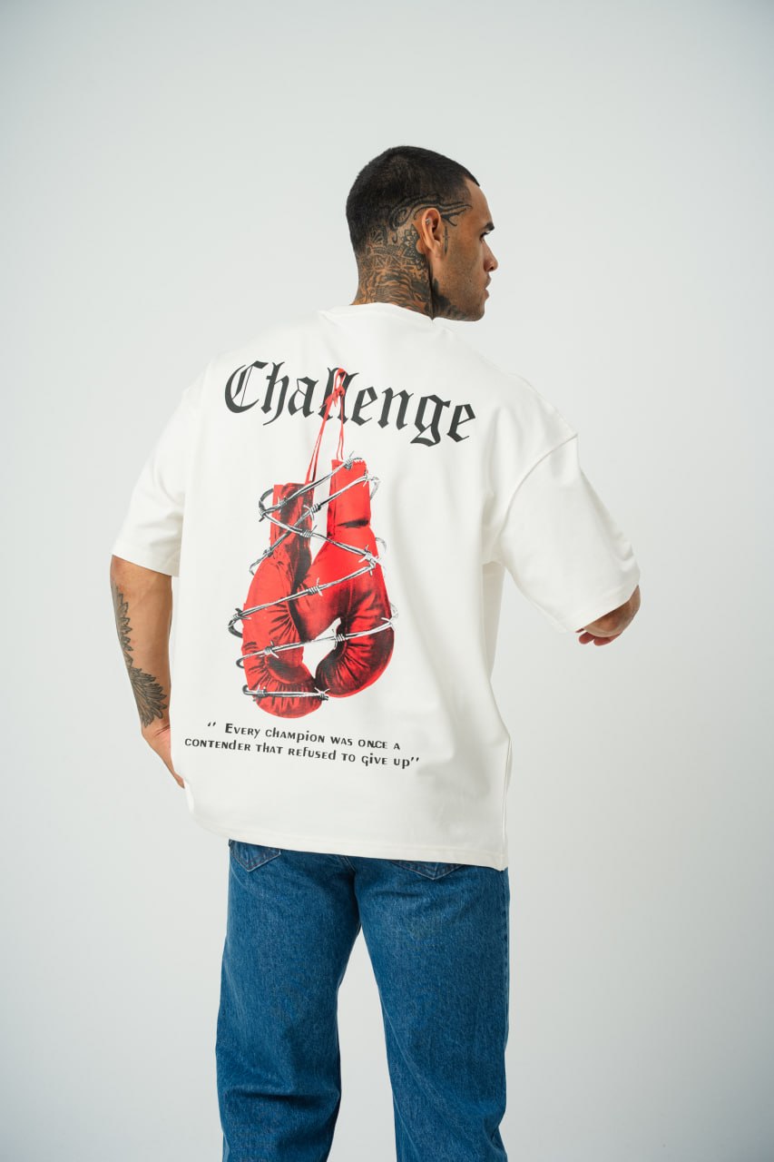 THE CHAMPION // Boxing Gloves Oversize Tee