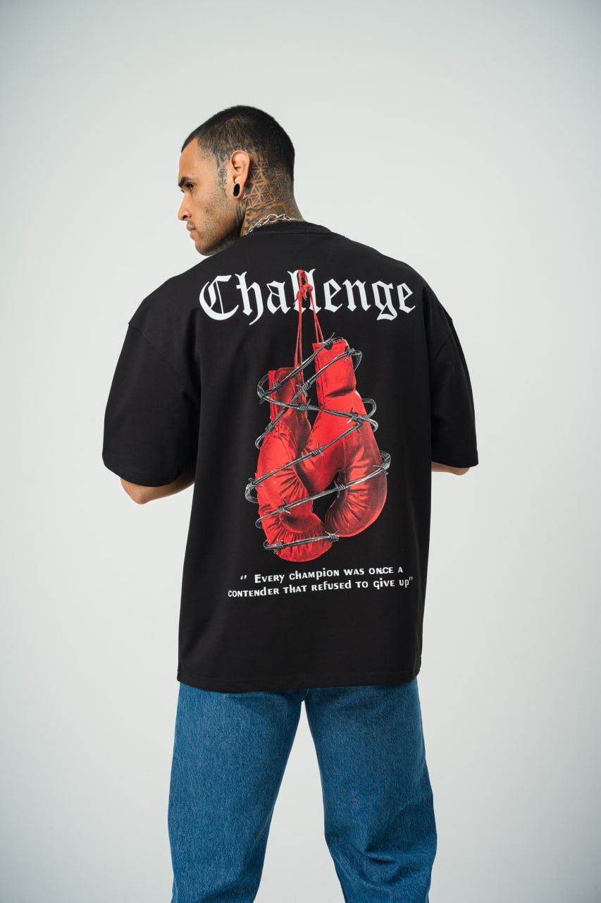 THE CHAMPION // Boxing Gloves Oversize Tee