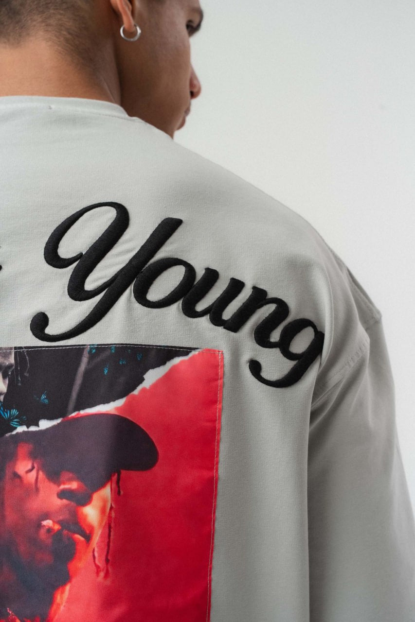 TRAVIS SCOTT // Forever Young Oversize Tee