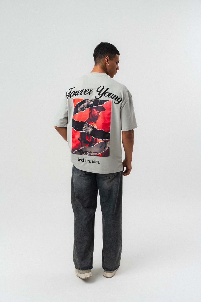 TRAVIS SCOTT // Forever Young Oversize Tee
