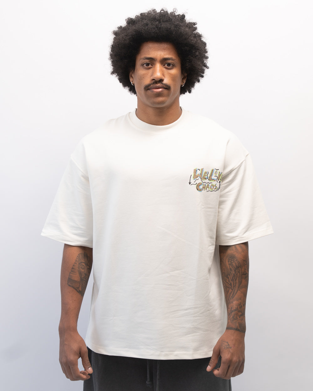 חולצה אוברסייז לבנה